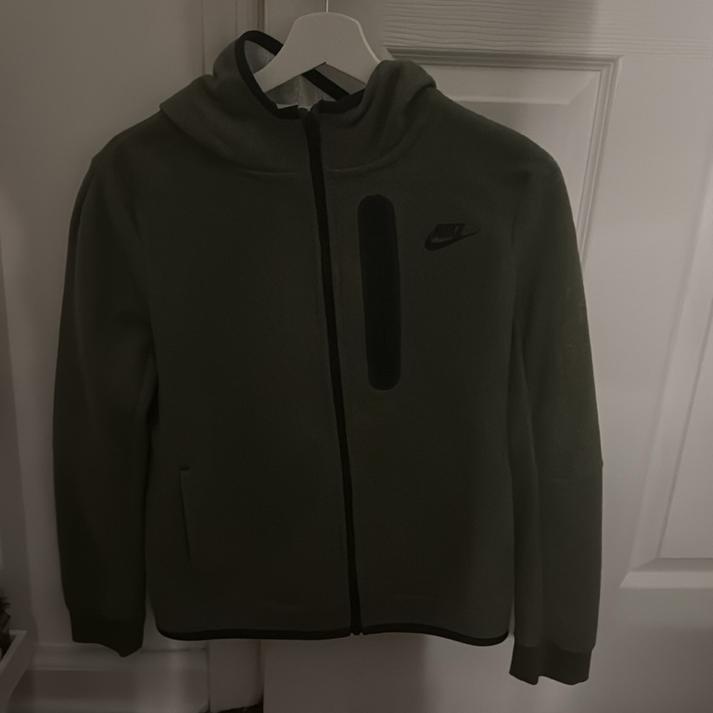 Nike Olive Green Hoodie - Picture 3 of 4
